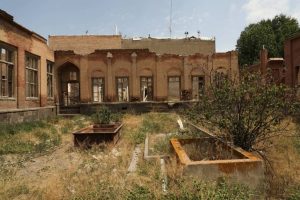 خانه خادم باشی راهنمای جامع سفر به اردبیل: کشف تاریخ، طبیعت و چشمه‌های شفابخش
