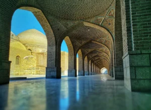 مسجد کبود تبریز: دروازه ورود به دنیایی از زیبایی‌های شرقی