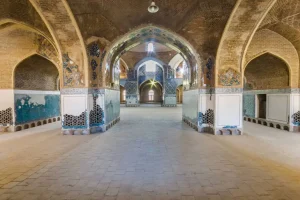 گنبد و سقف مرمت‌شده مسجد کبود تبریز