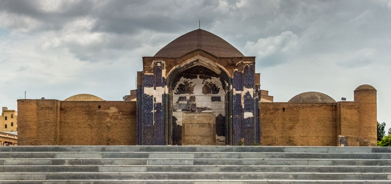 نمای بیرونی مسجد کبود تبریز